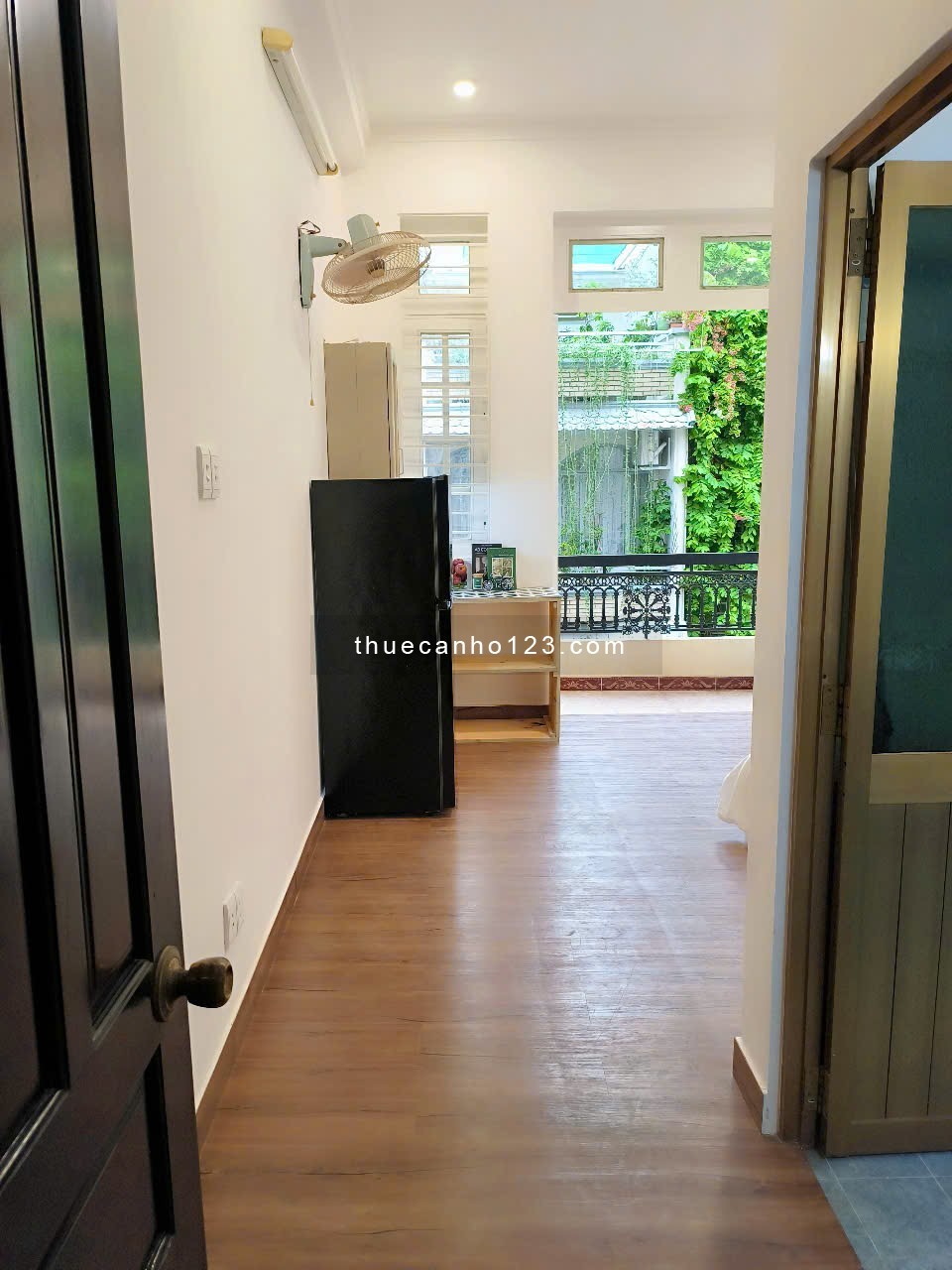 Studio 38m2 Full Nội Thất + Ban Công Thoáng Mát Ở Đào Duy Anh PN Ngay Khu Phố Văn Hóa Yên tĩnh