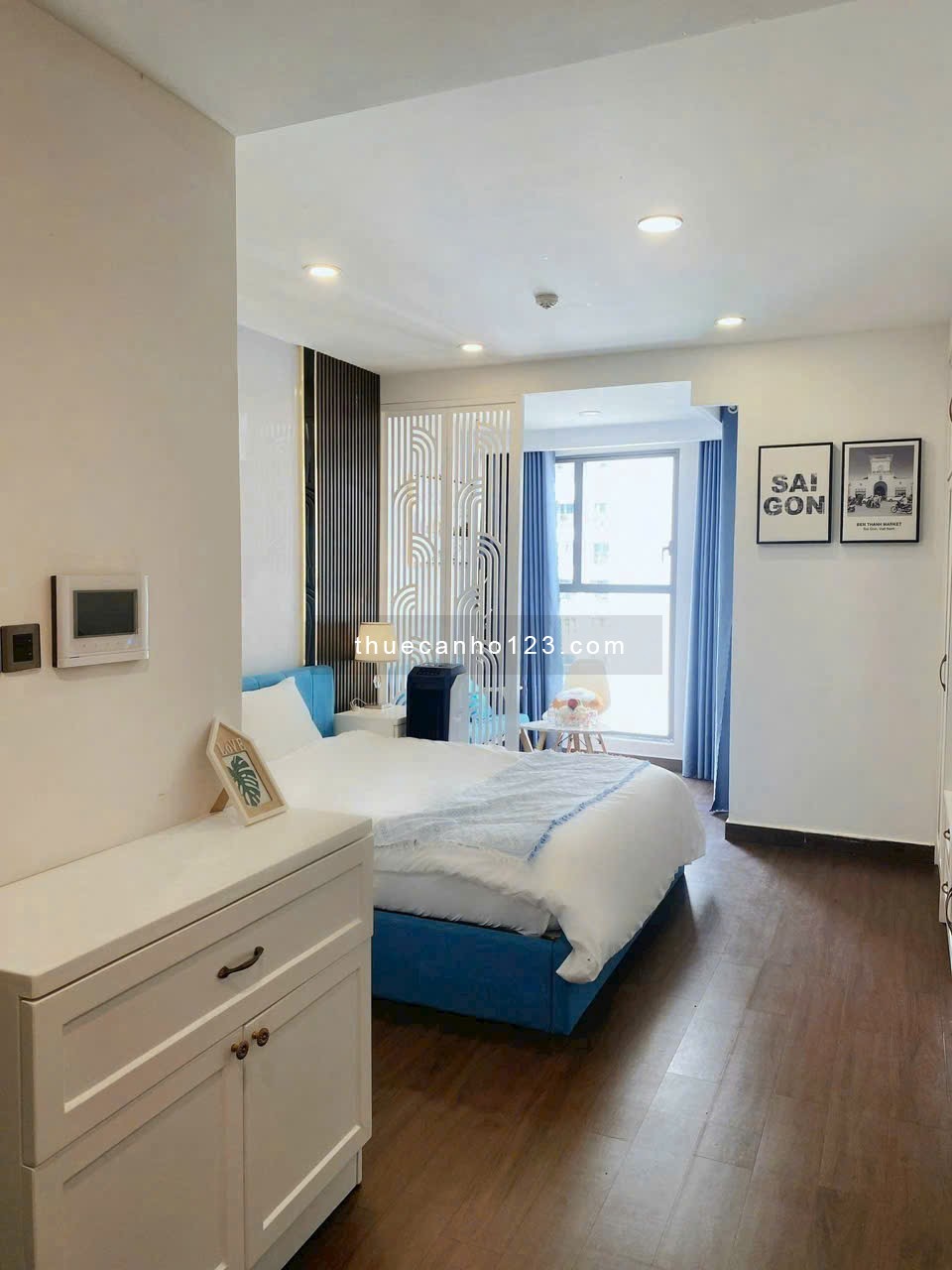 Chính chủ cần cho thuê gấp căn hộ 1PN Sài Gòn Royal Quận 4 giá chỉ 15 tr/th Như hình. Lh: 0906322053