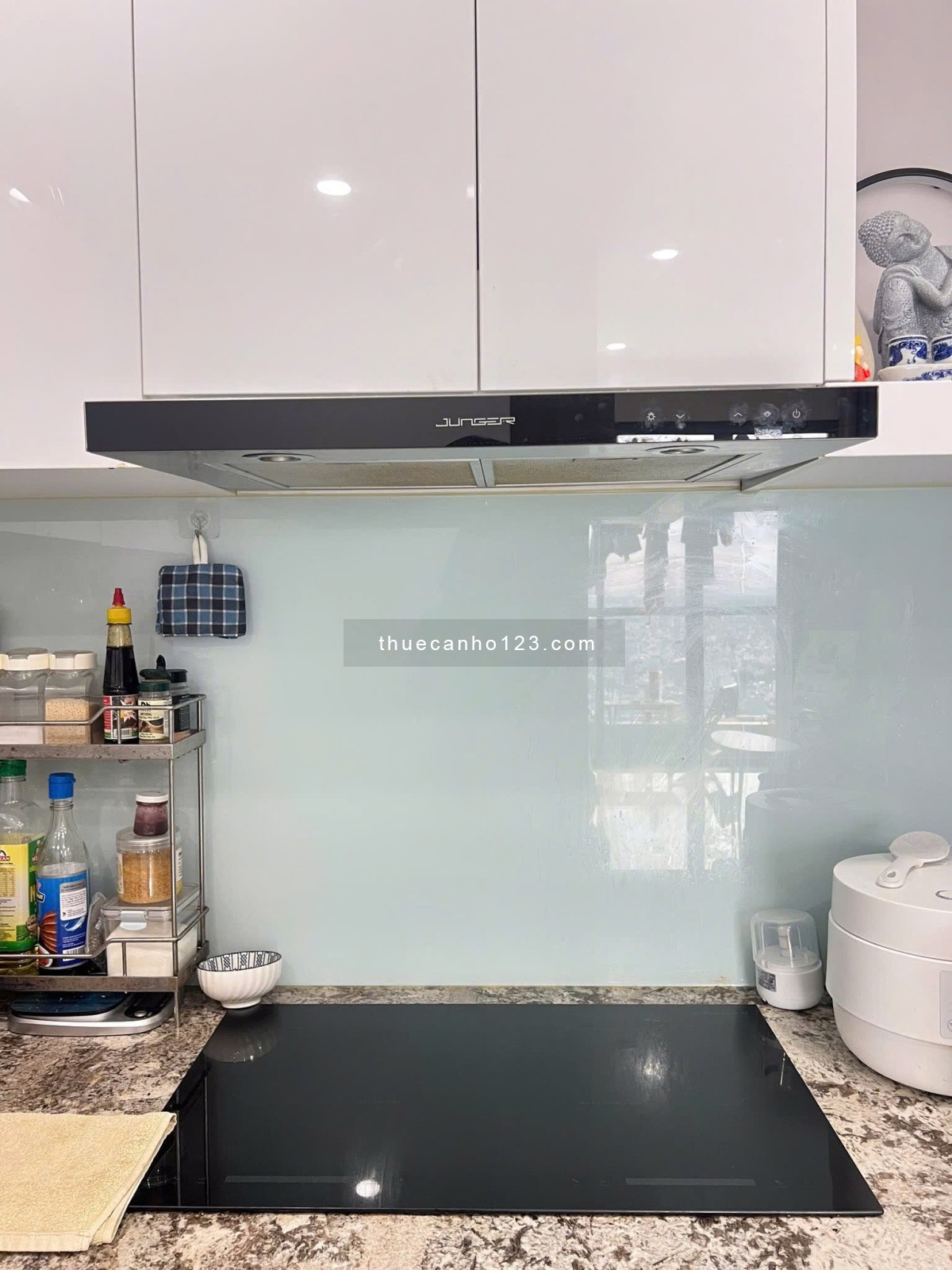 Cho thuê chung cư Prince Nguyễn Văn Trỗi, Phú Nhuận: 105m2, 3p ngủ, NT, 24tr