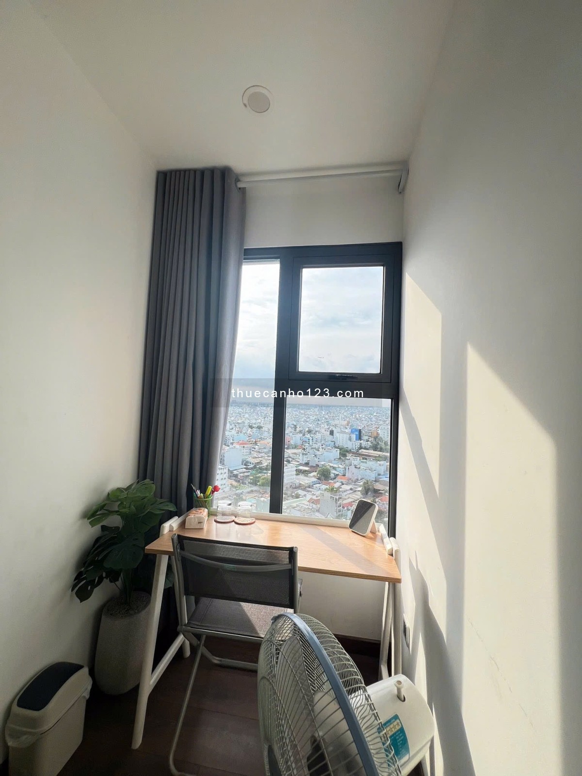 Cho thuê chung cư Prince Nguyễn Văn Trỗi, Phú Nhuận: 105m2, 3p ngủ, NT, 24tr