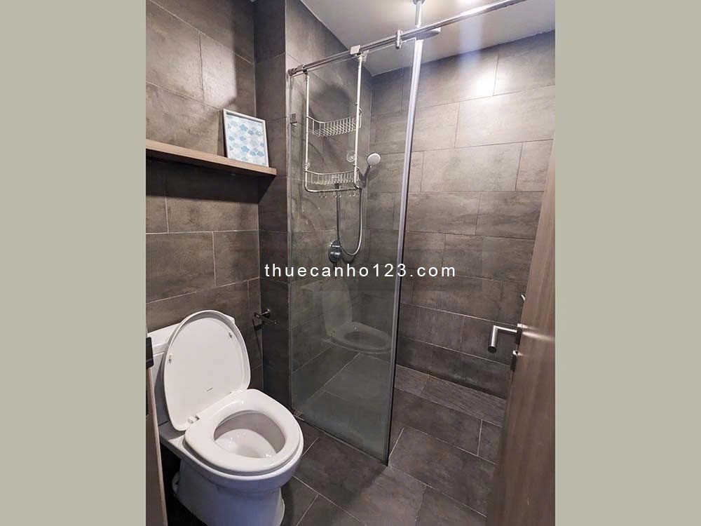 Căn hộ Studio 60m2, Ban công, Cửa sổ lớn, Gần Ngã tư Hàng Xanh