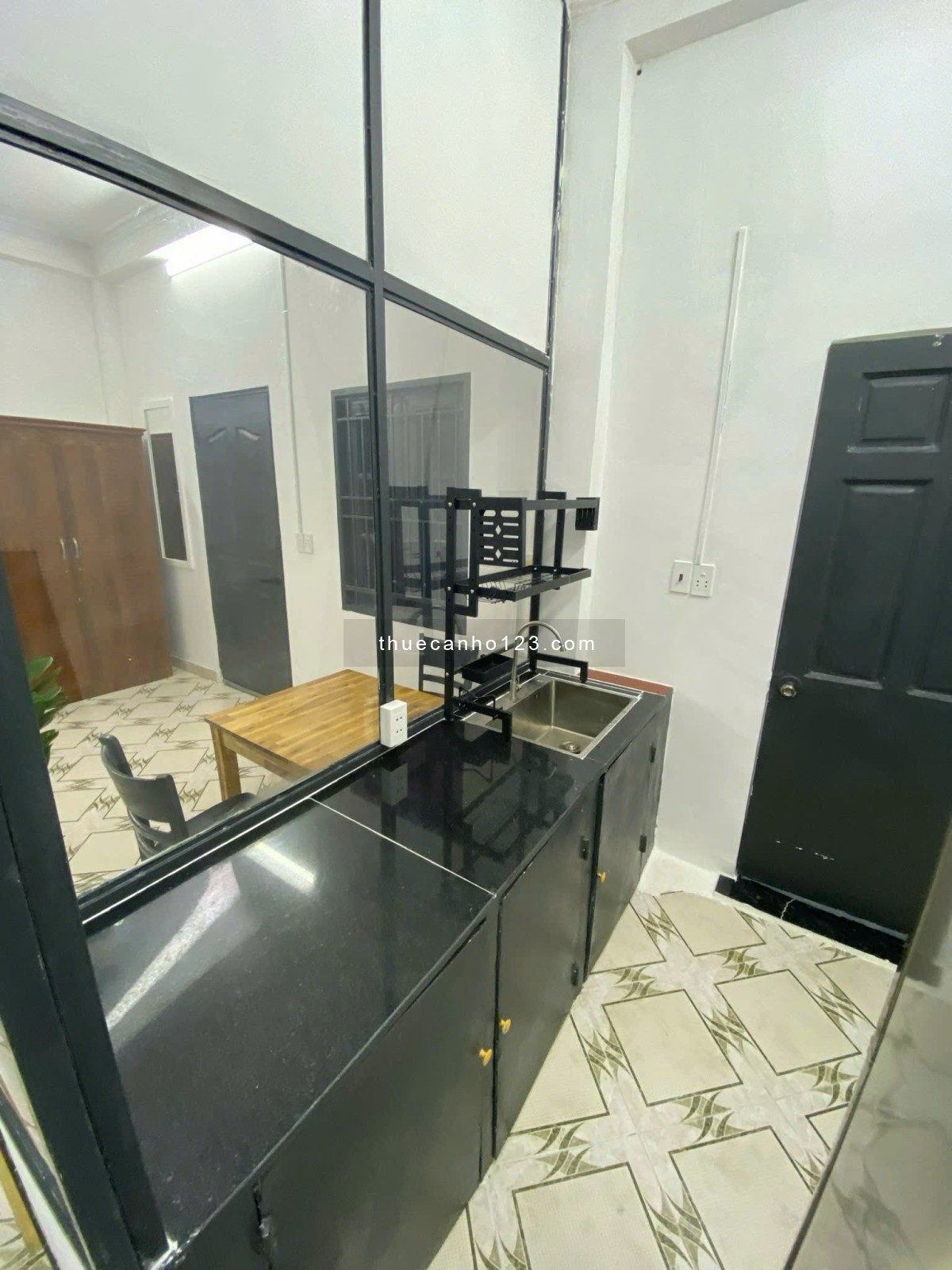 Thuê Ngay Phòng Studio Tách Bếp Full Nội Thất + Máy Giặt Riêng Gần Phan Đăng Lưu, Phan Xích Long....