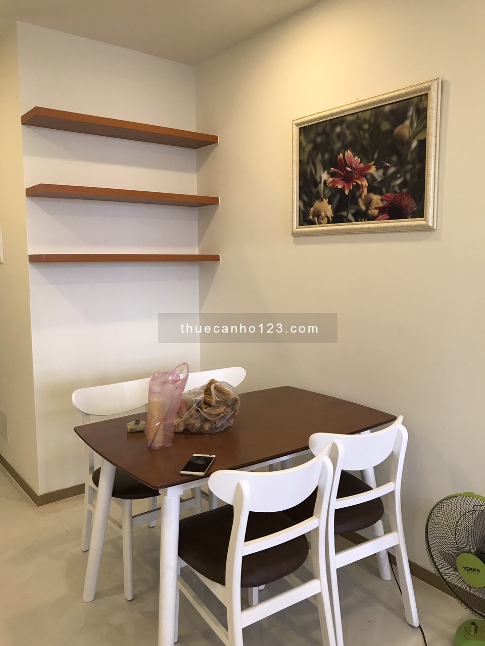 Căn hộ Riva Park cho thuê 80m2, 2PN, 504 Nguyễn Tất Thành, P.18, Q.4