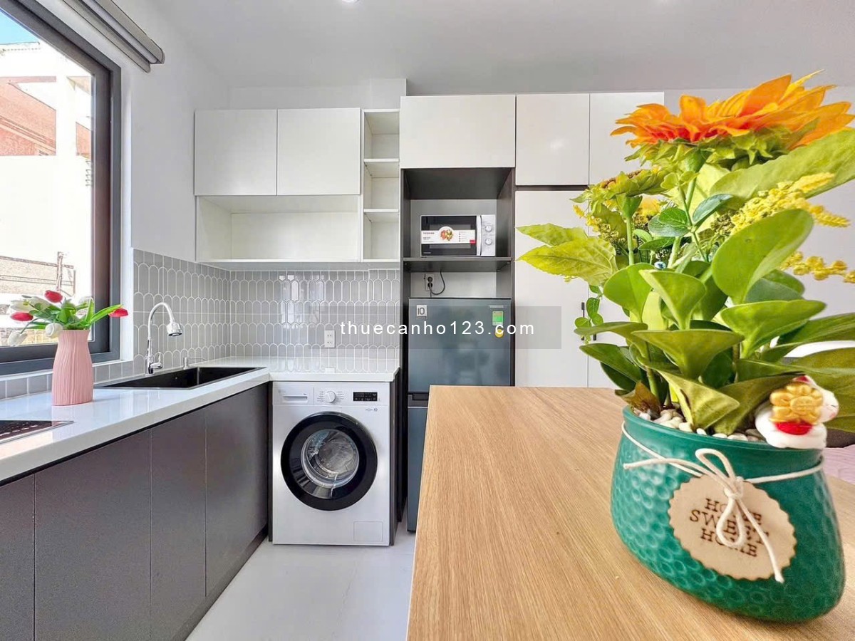 Hiện Đại Thoáng mát Gần Cầu Sài Gòn , Sala Quận 1