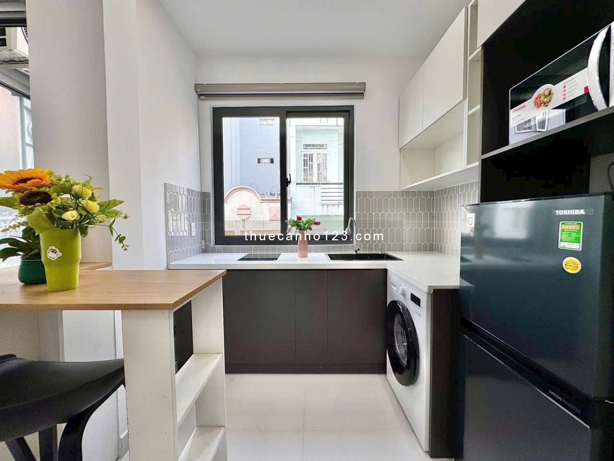 Hiện Đại Thoáng mát Gần Cầu Sài Gòn , Sala Quận 1