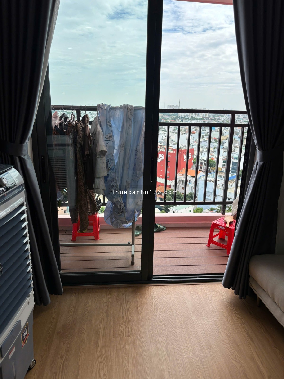 Cho thuê căn họ 8x Plus đường Trường Chinh DT 83m 2pn2wc căn góc rất đẹp nội thất xịn 0932834569