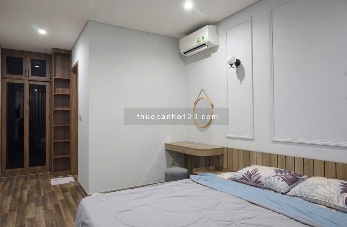 Sky Center, Phổ Quang, TB, 2PN rộng, 97m2, Căn góc, NTCC, 19tr/tháng