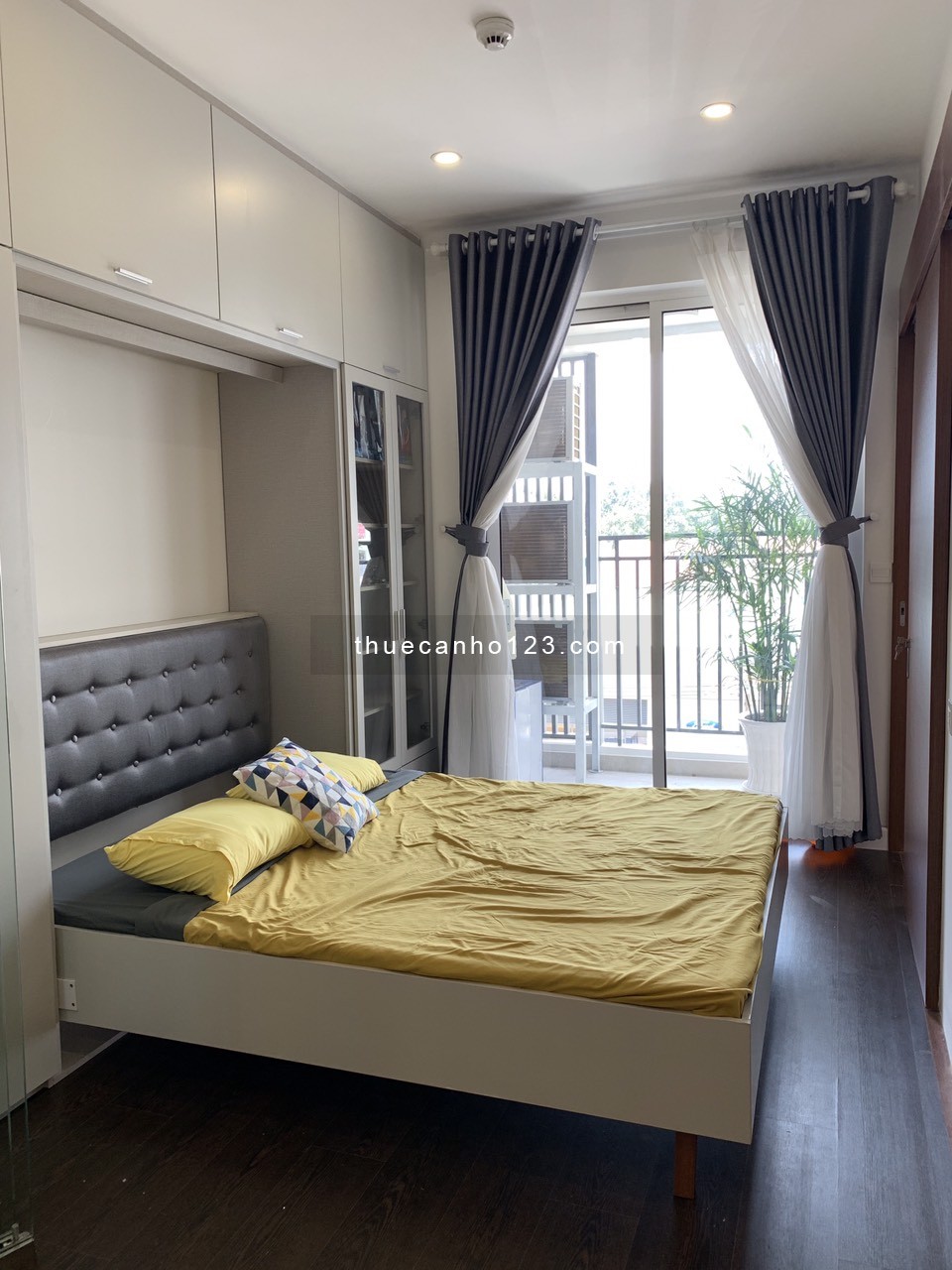 Cho thuê căn hộ Novaland Golden Mansion - 100m 3 Phòng Ngủ - GIÁ 20TR - 0906.887.586