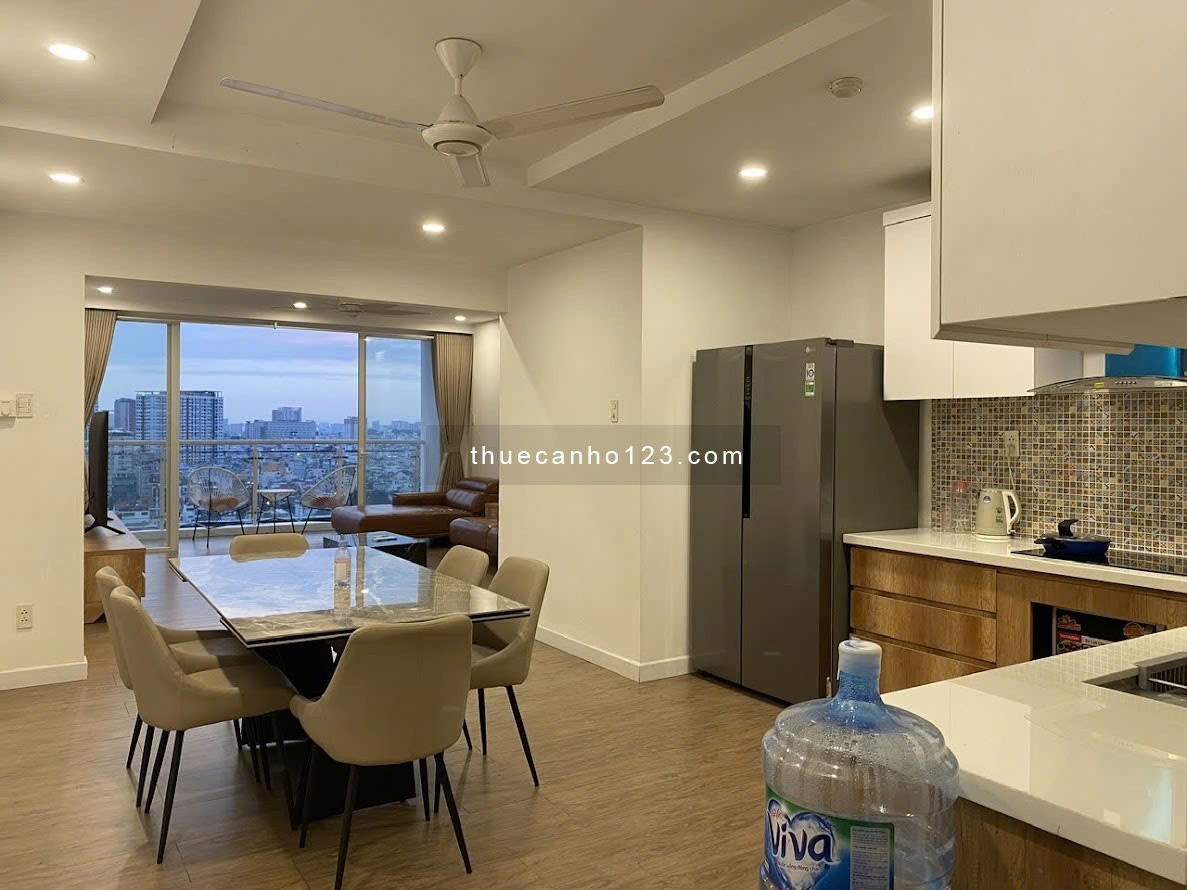 Thuê CHCC Hoàng Anh Riverview Q2 (157m, 4pn, giá 29,5tr) (177m, 4pn, giá 28tr/th ) ban công lớn