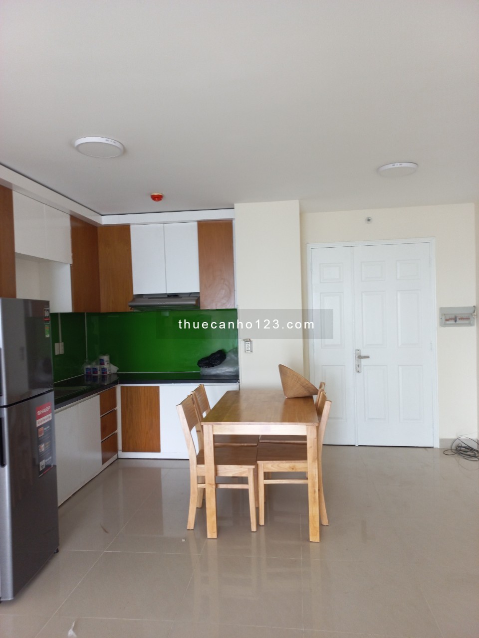 Căn hộ Hà Đô 2 Phòng ngủ, Nội thất cơ bản, Giá thuê 12Tr/ tháng - 0903,187,783 Thọ