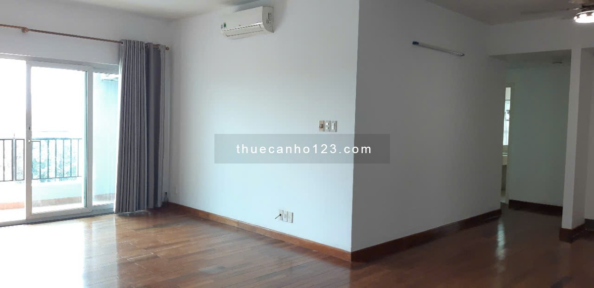 Cho thuê Cao Ốc Phú Nhuận 3 PN - 130m2, NTCB, Giá 19Tr/ tháng