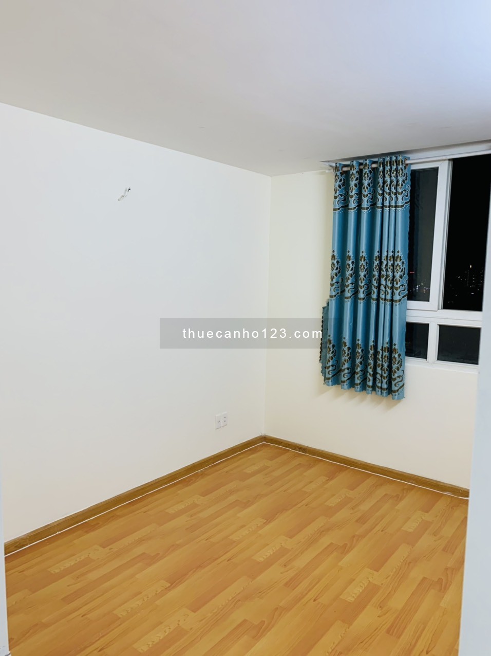 Căn hộ Hà Đô 2 Phòng ngủ, Nội thất cơ bản, Giá thuê 12Tr/ tháng - 0903,187,783 Thọ