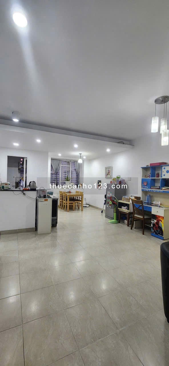 CHung cư Đặng Văn Ngữ, Phú Nhuận: 100m2, 2p ngủ, 2wc, 11tr