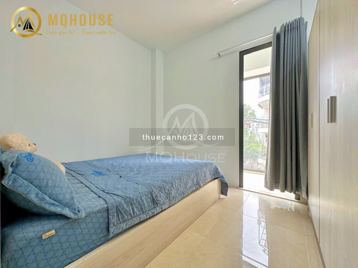 Căn hộ 2 phòng ngủ cao cấp có ban công ngay sân bay Tân Sơn Nhất Tân Bình