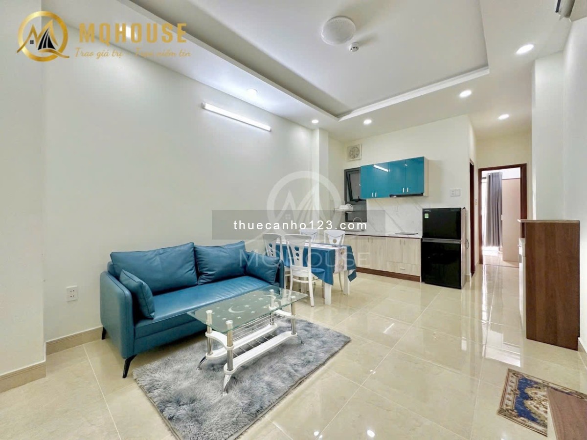 Căn hộ 2 phòng ngủ cao cấp có ban công ngay sân bay Tân Sơn Nhất Tân Bình