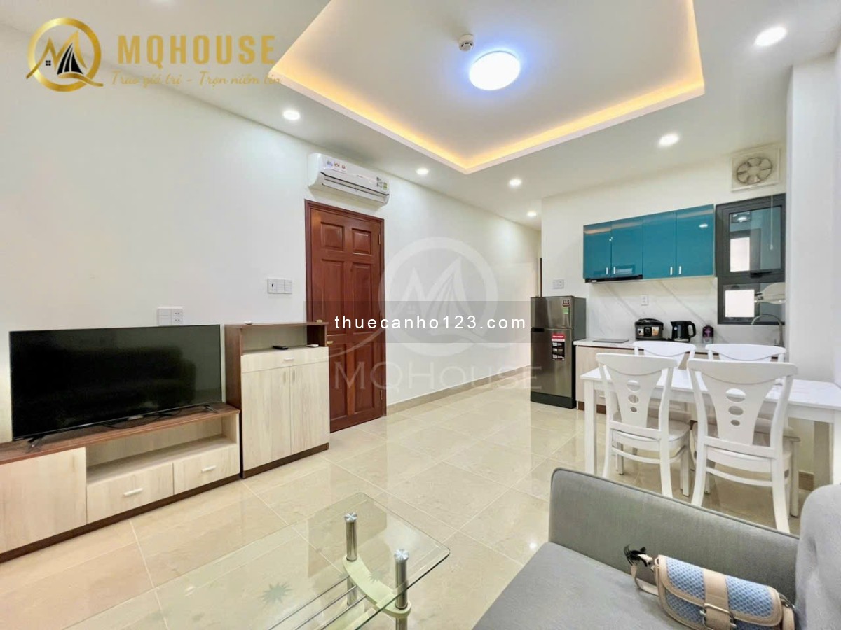 Căn hộ 2 phòng ngủ cao cấp có ban công ngay sân bay Tân Sơn Nhất Tân Bình