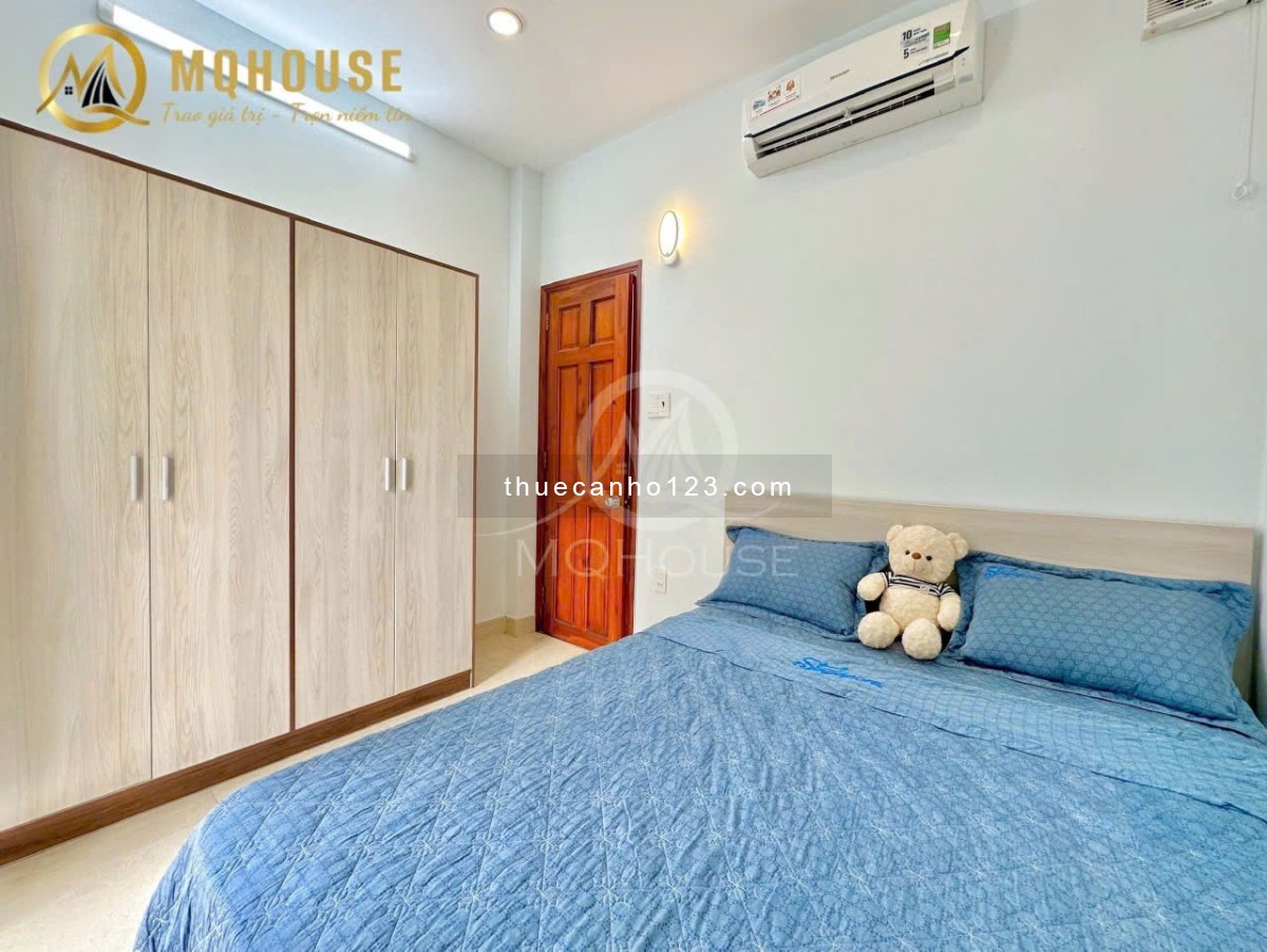 Căn hộ 2 phòng ngủ cao cấp có ban công ngay sân bay Tân Sơn Nhất Tân Bình