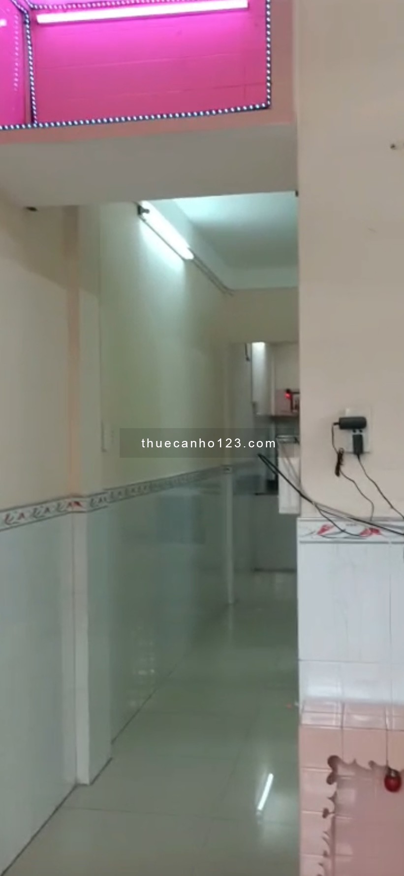 Cho thuê căn hộ 3 phòng ngủ quận 11 gần đường Lãnh Binh Thăng