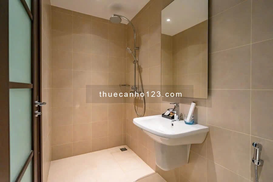 Cho thuê căn hộ 3PN DIỆN TÍCH LỚN - 250 m2 - cao cấp - Đảo Kim Cương. LH: 0909550614