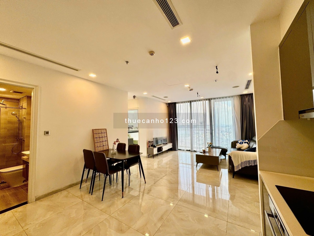Cho thuê CC 2PN, 2WC view sông, Landmark giá tốt chỉ 28 triệu/th tại Vinhomes Golden River, 83m2, Q1