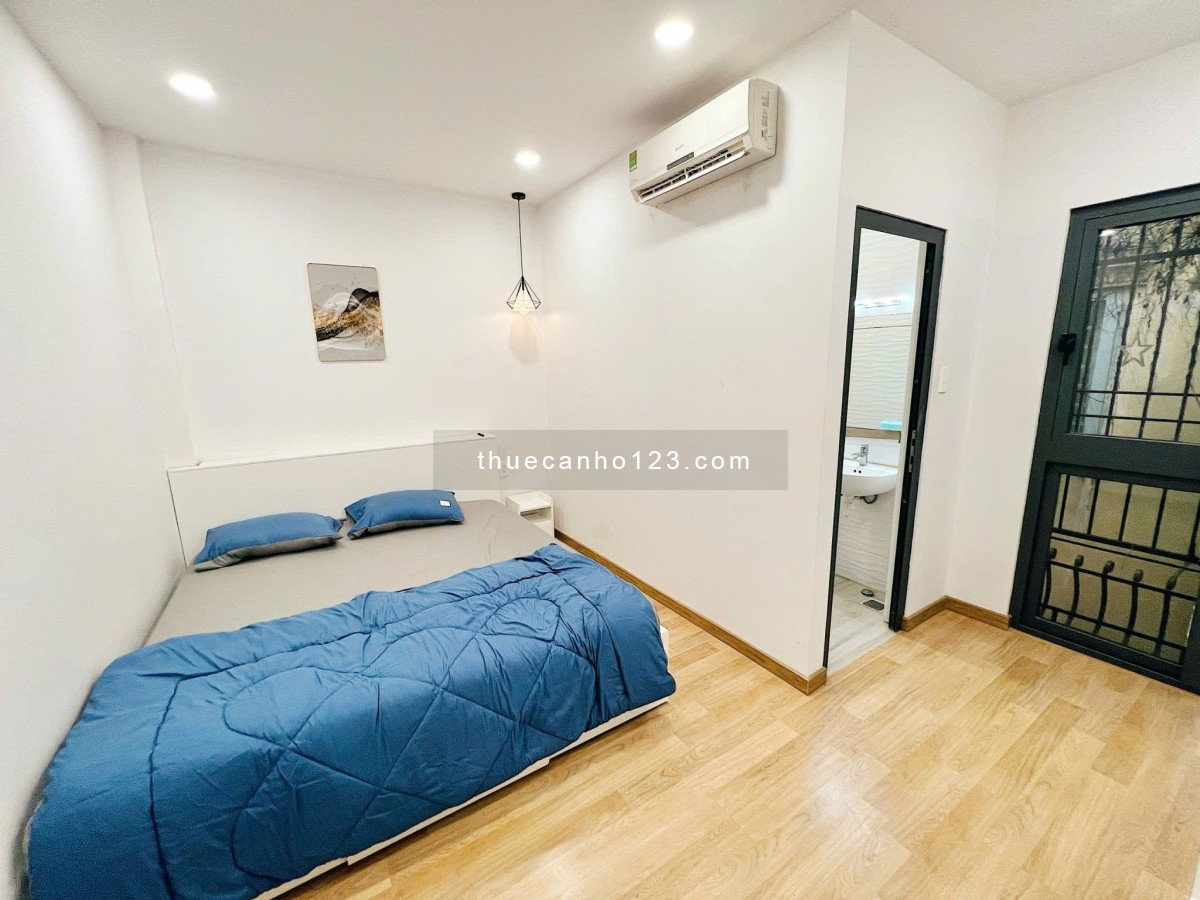 Cho thuê căn hộ penthouse 1 trệt 1 lầu 70m², ban công sân thượng, ngay Etown, quận Tân Bình
