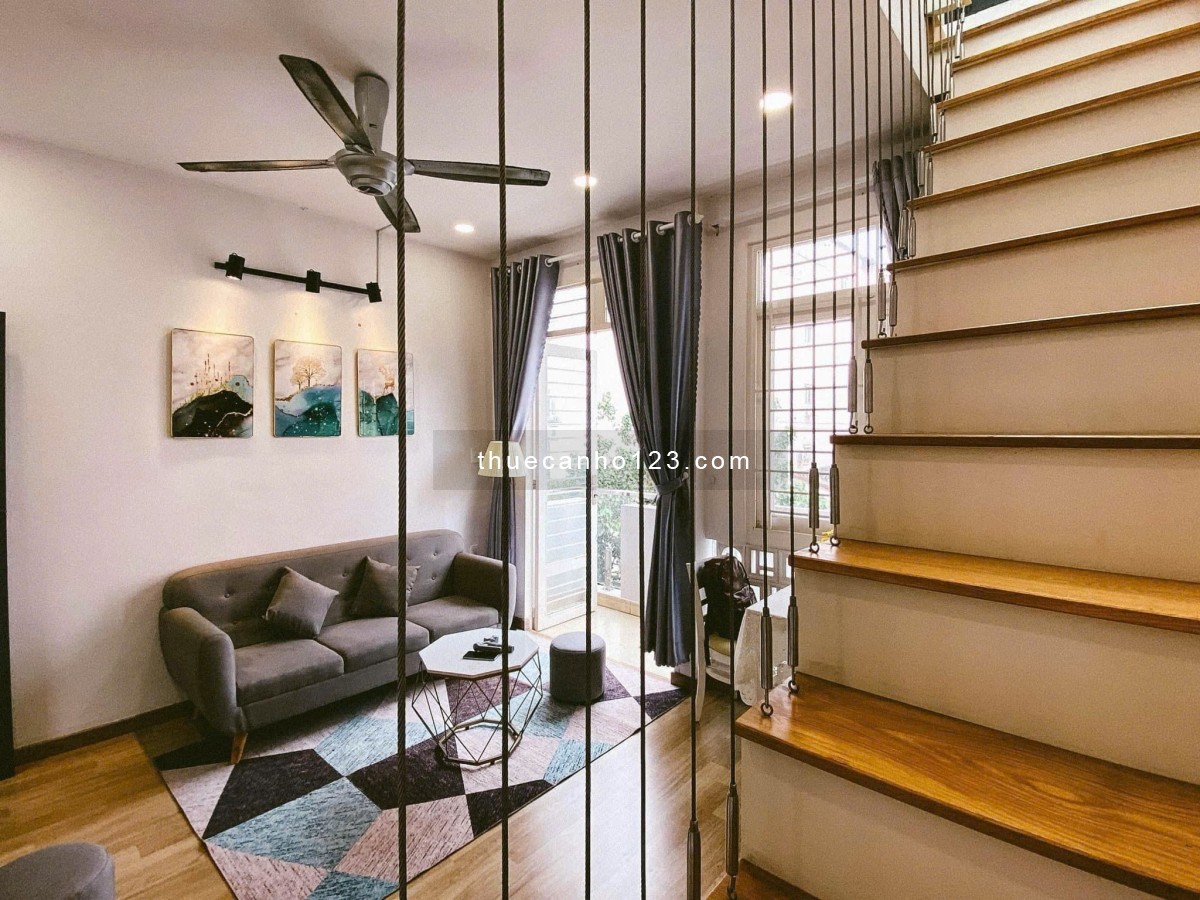 Cho thuê căn hộ penthouse 1 trệt 1 lầu 70m², ban công sân thượng, ngay Etown, quận Tân Bình