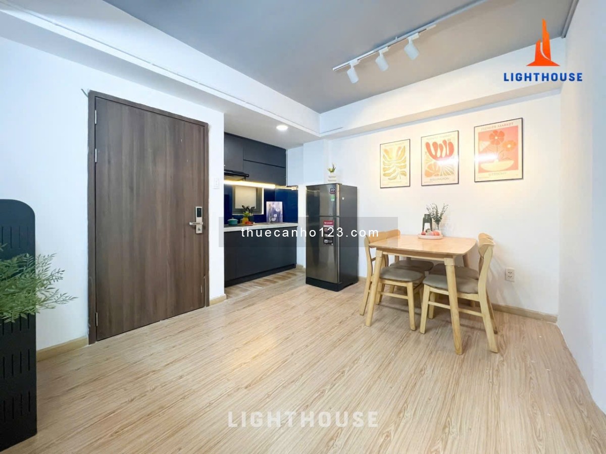 Cho thuê căn hộ 2 phòng ngủ 70m², full nội thất, gần sân bay Tân Sơn Nhất, quận Tân Bình