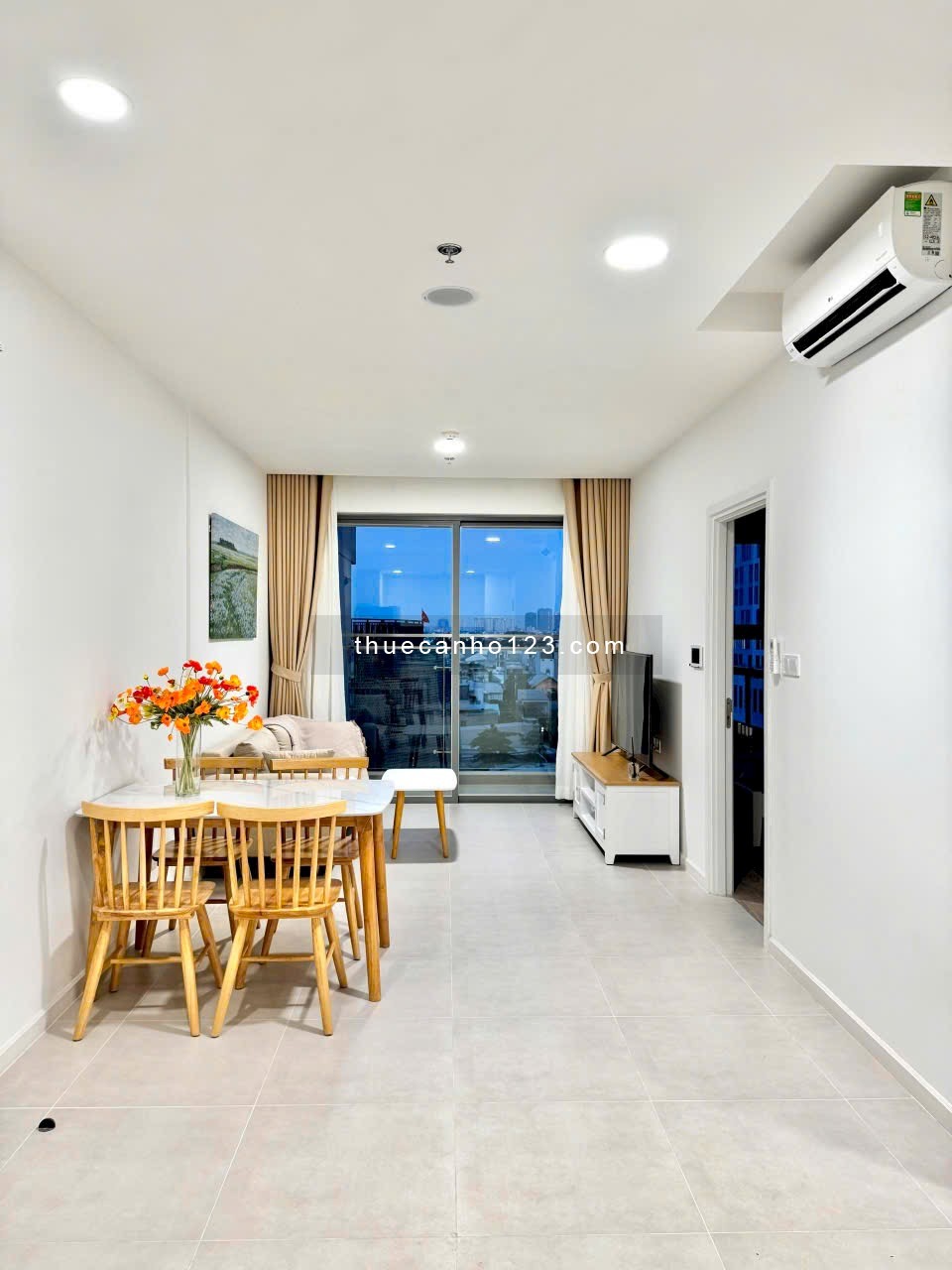 Cho Thuê - 1PN 51m2 - Urban Green - 9tr tháng - NTCB - Full NT - Siêu Đẹp - 0904609771