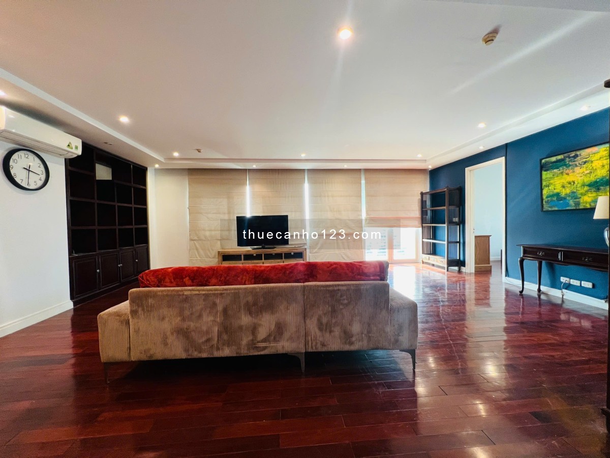 Cho thuê ngay căn hộ E1 Ciputra diện tích 153m gồm 3 ngủ Full nội thất view cây xanh thoáng mát