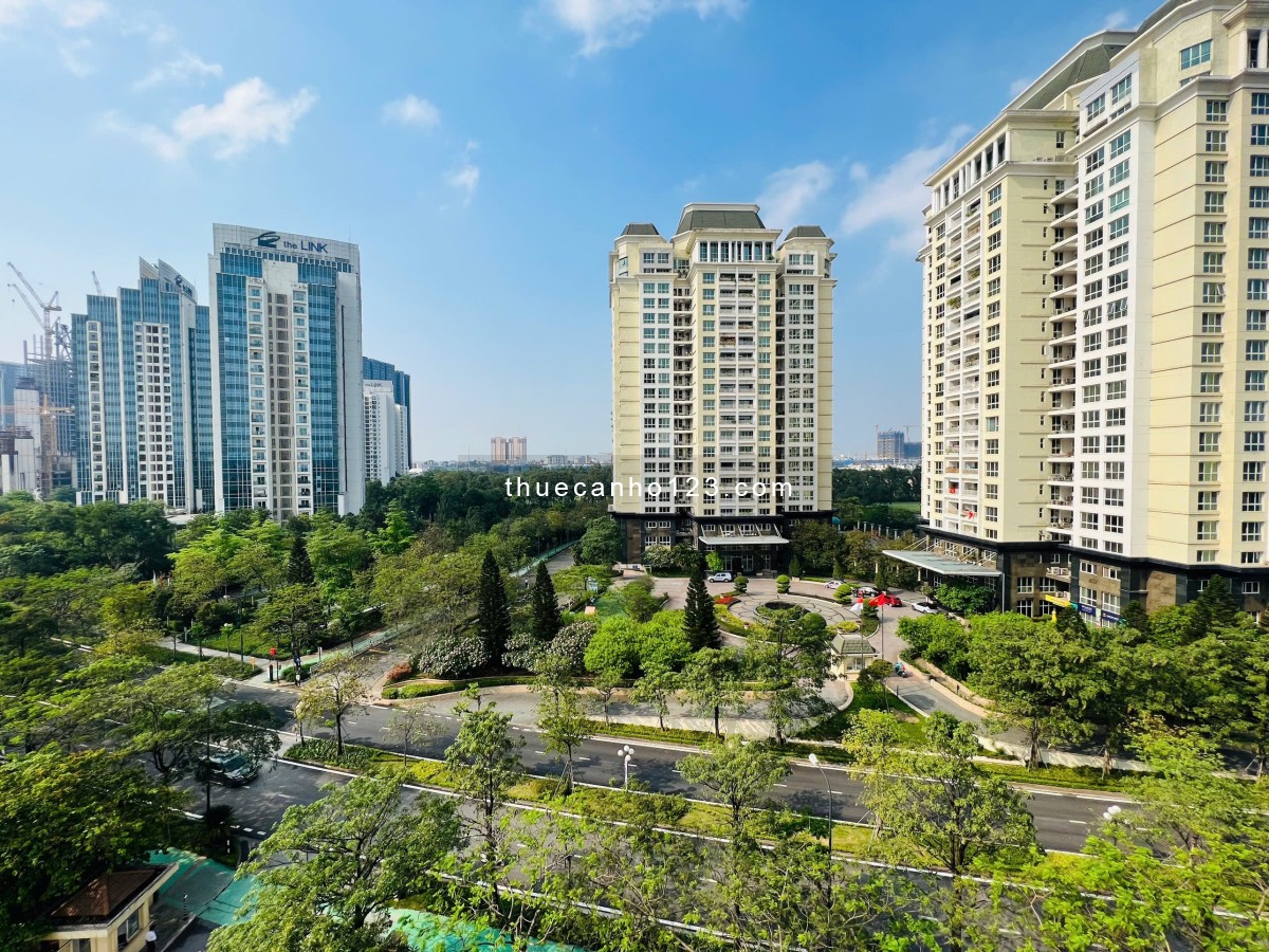 Cho thuê ngay căn hộ E1 Ciputra diện tích 153m gồm 3 ngủ Full nội thất view cây xanh thoáng mát