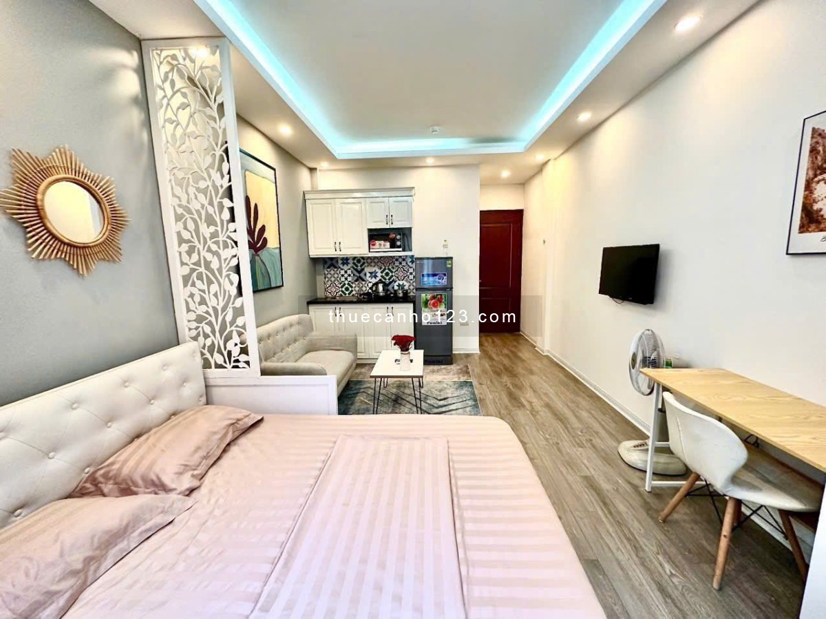 CHung cư Sky Center, 102 Phổ Quang, TB: Officetel, 48m2, 1pn, 11tr/th