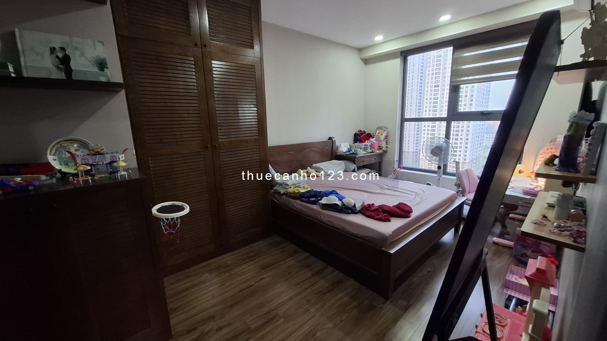Cho thuê căn hộ 87m2 full đồ 2n+1 Vinata Tower Khuất Duy Tiến