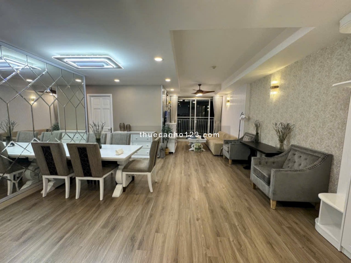 Chủ cho thuê CHCC Cộng Hoà Plaza, DT 100m2, 3 phòng ngủ, 2WC, giá 16 triệu/tháng