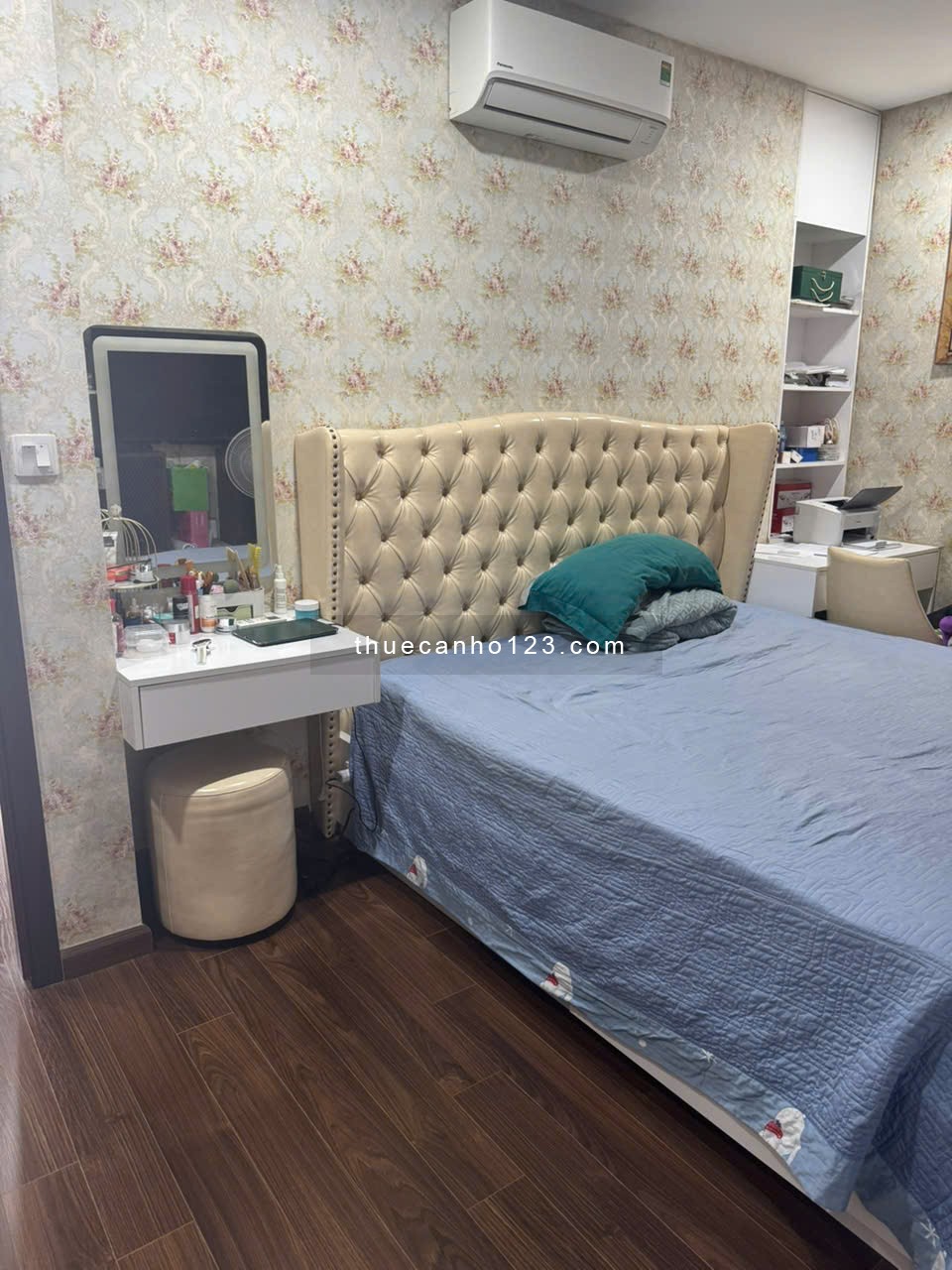 Cho thuê căn hộ 3 phòng ngủ, full đồ Housinco Premium Nguyễn Xiển