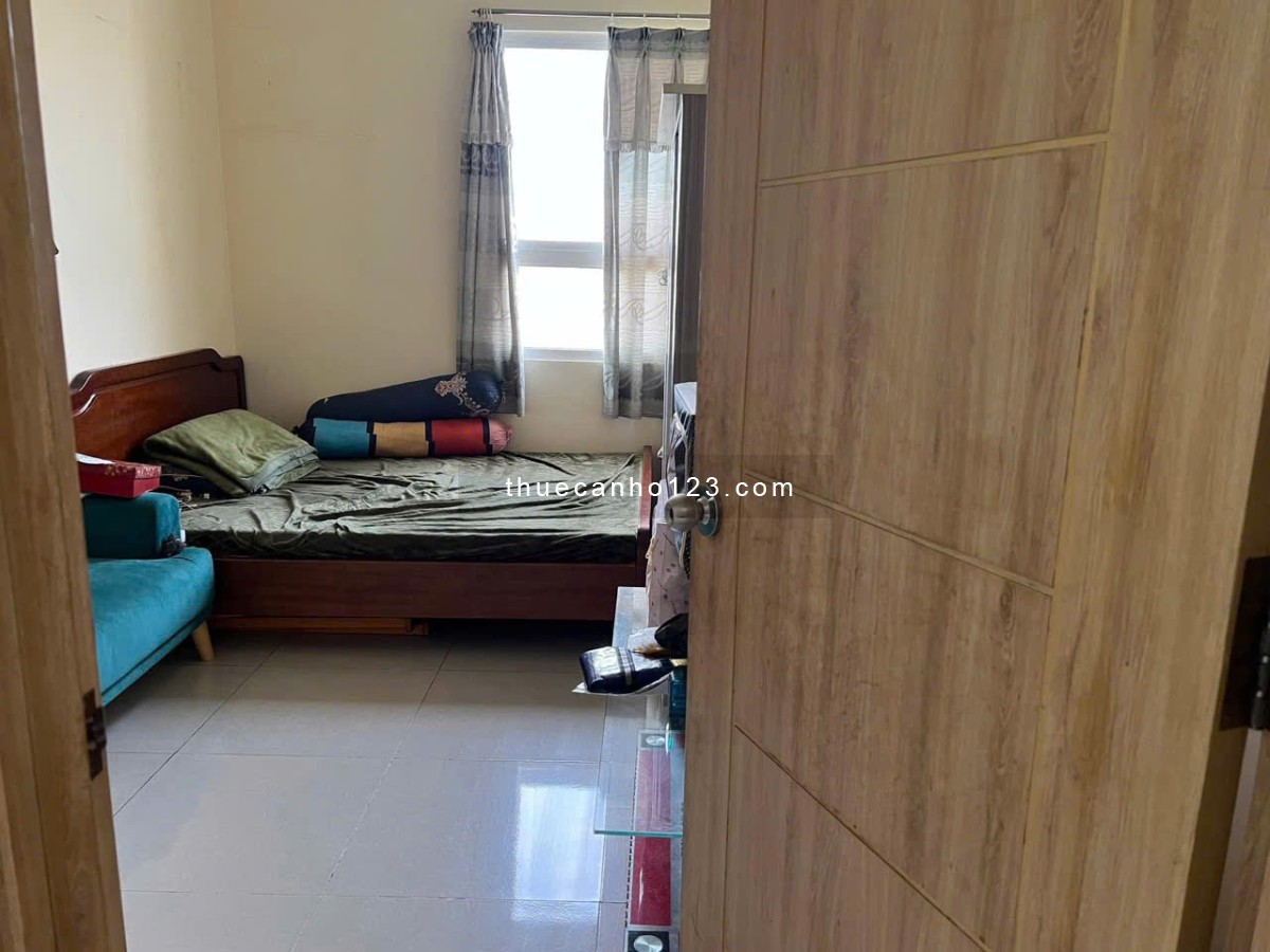 Chung cư Cao Thắng, P5, Quận 3: 55m2, 2p ngủ, nhà mới, 8tr/tháng