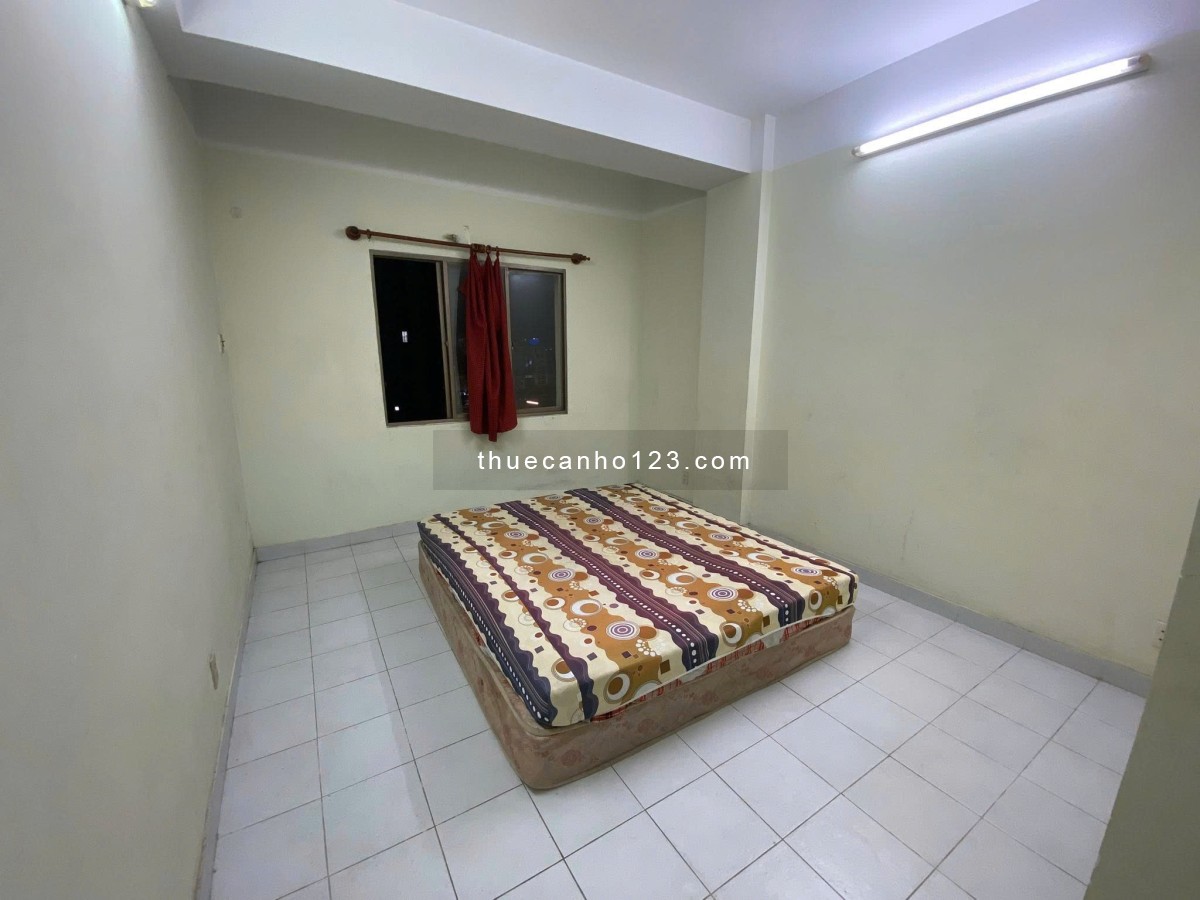 C/c Huỳnh Văn Bánh, P13, Phú Nhuận: 90m2, 2p ngủ, 2wc, Nt, 10tr