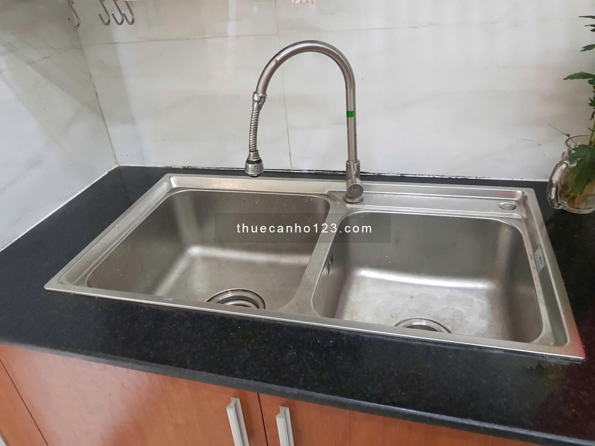 Căn hộ đường Cao Thắng, p11, Quận 10: 50m2, 2p ngủ, 1wc, 8tr/th