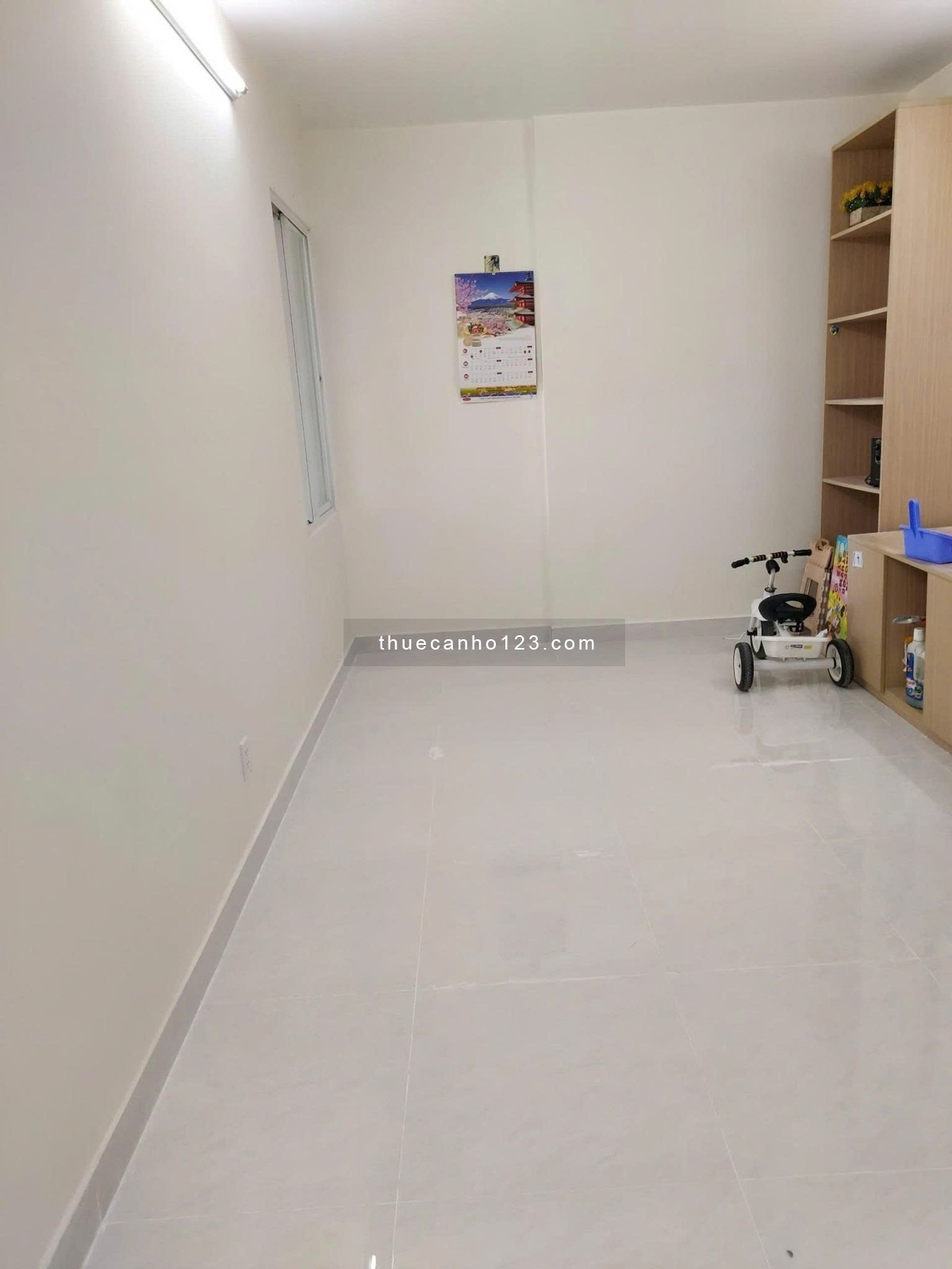 Căn hộ đường Cao Thắng, p11, Quận 10: 50m2, 2p ngủ, 1wc, 8tr/th