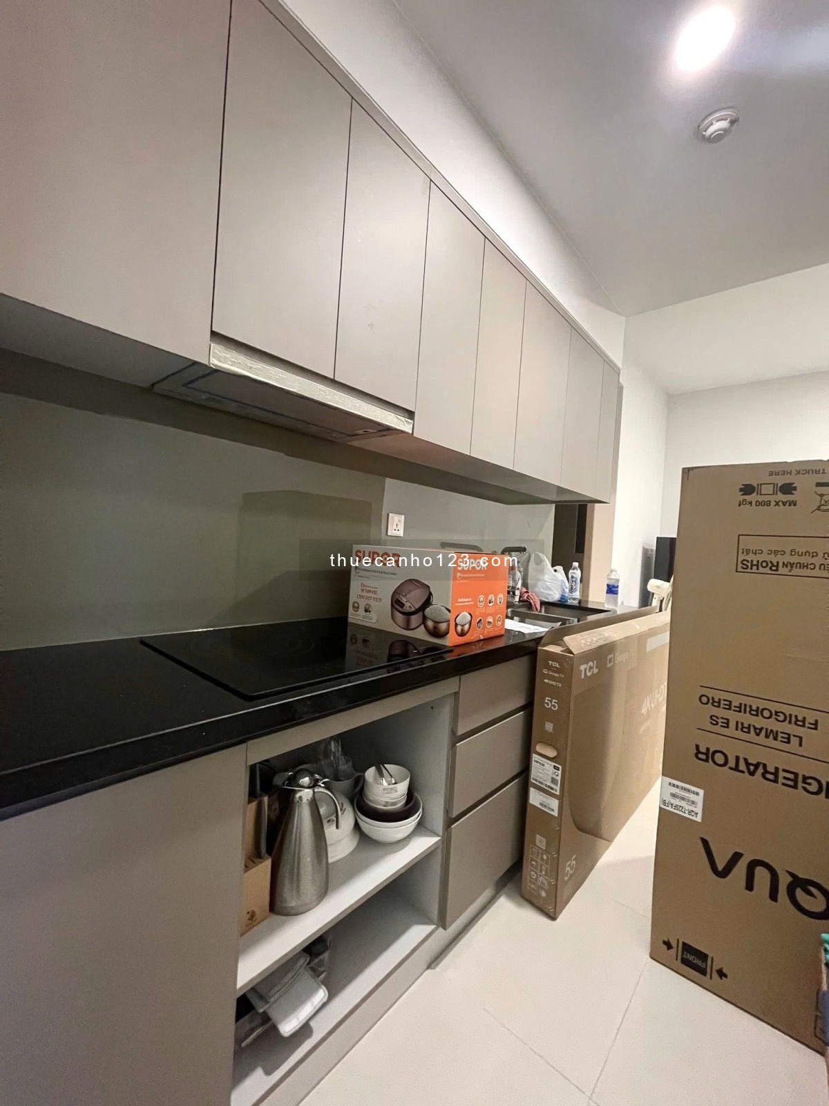 Chung cư Saigon Airport, Tân Bình: 95m2, 2p ngủ, nội thất, 18tr/th