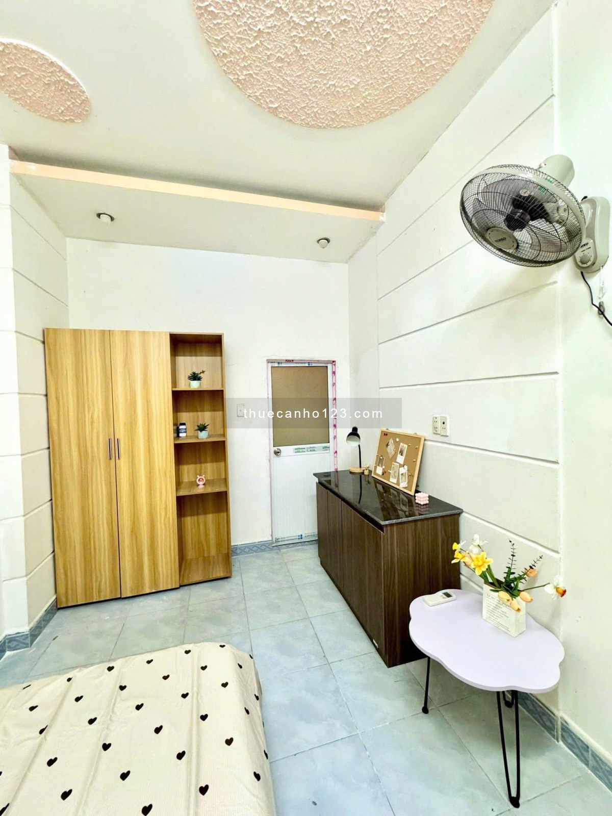 CHDV, Lê Hồng Phong, P12, Q10. 5tr/tháng, 23m2, có cửa sổ