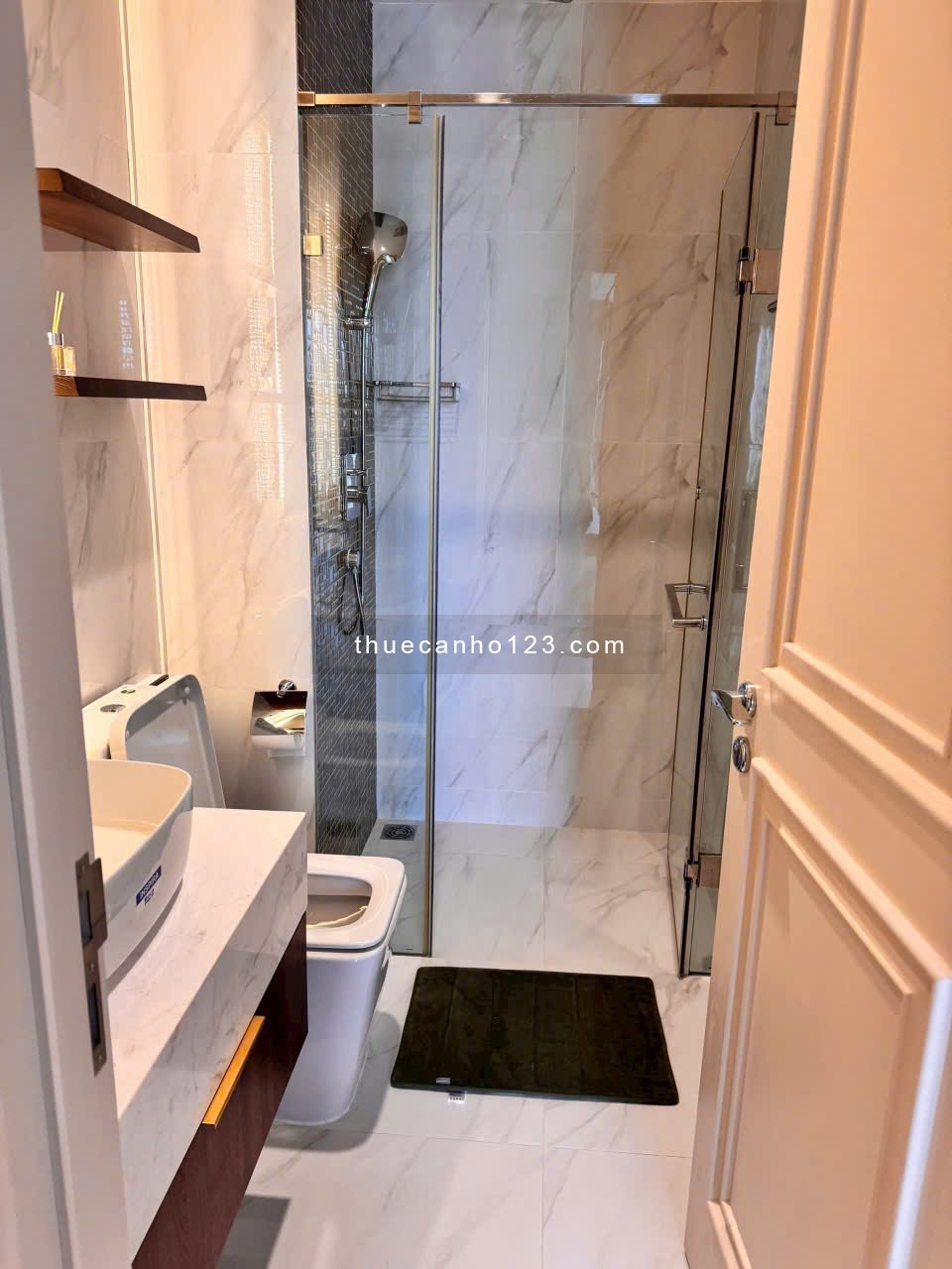 Chính chủ cần cho thuê gấp căn hộ Ruby Garden, DT: 68m2 - 2 PN - Giá chỉ : 9 triệu/tháng