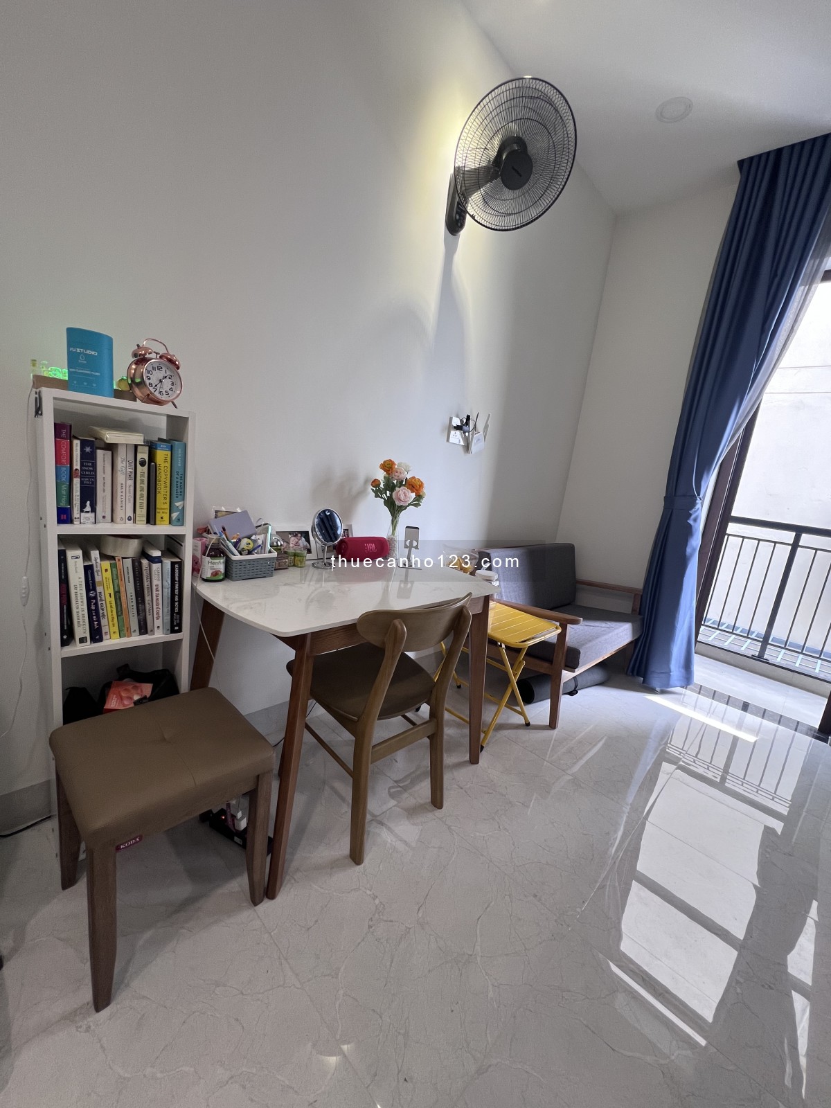 Cho thuê lại phòng đầy đủ nội thất mới tinh tại đường số 10, Phường Tân Quy, Quận 7