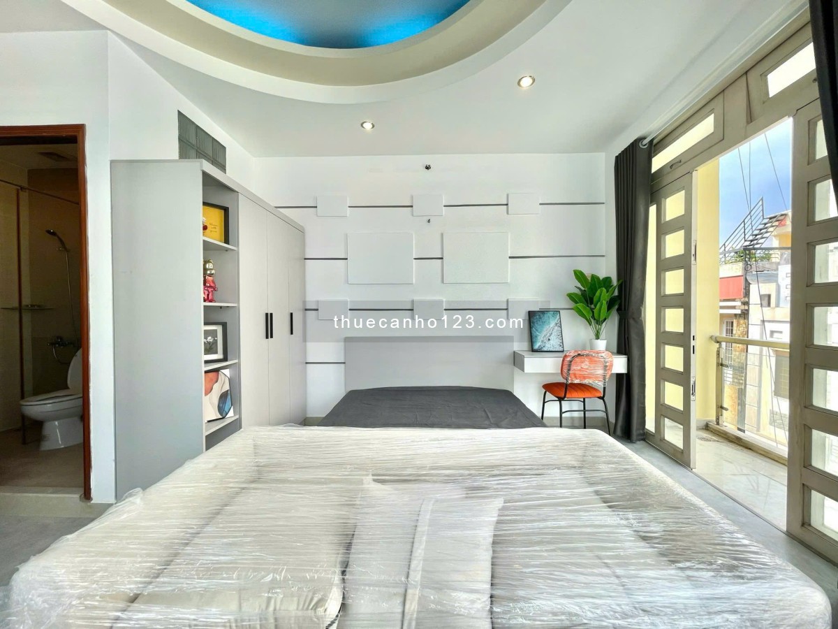 View sáng, decor xinh hẹ hẹ - Có bancol, máy giặt riêng - Ngay sau lưng ĐH UEF Điện Biên Phủ