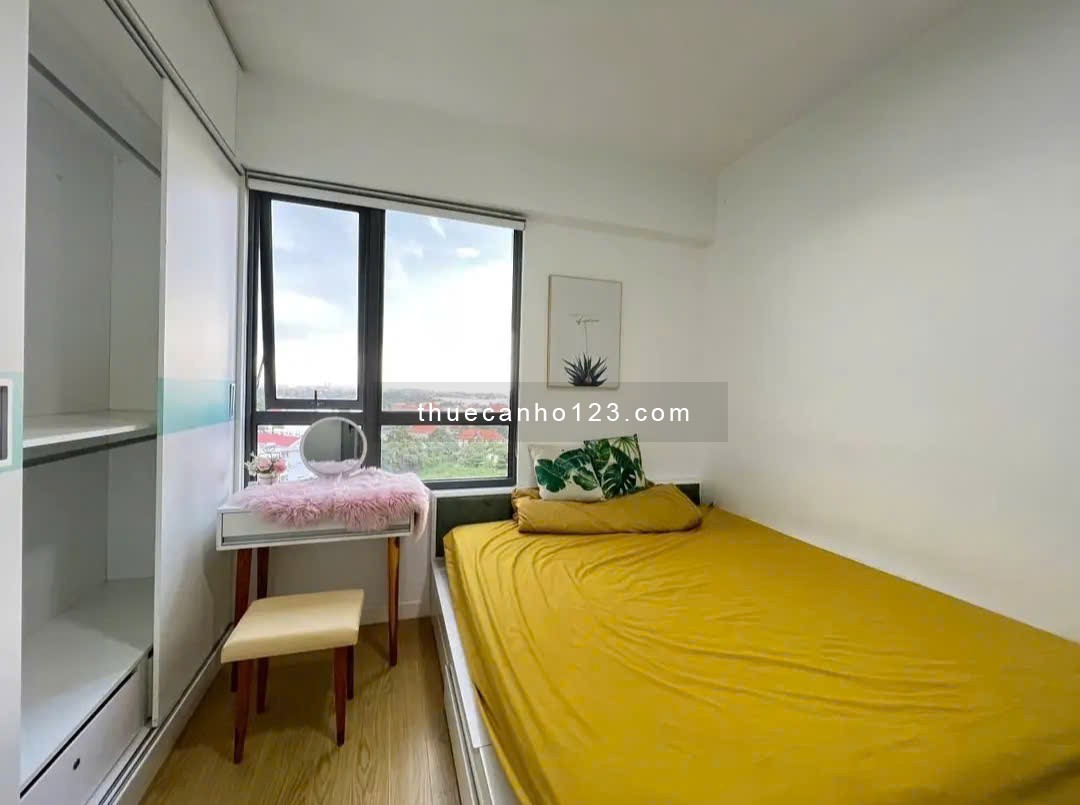 Cho thuê căn hộ Masteri Thảo Điền, 2 PN, view mát đầy đủ nội thất. Giá 18 triệu/tháng