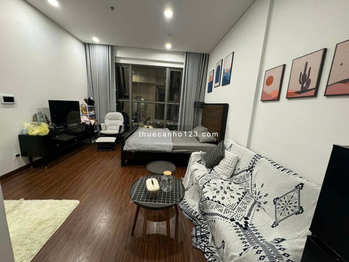 Cho thuê Studio full đồ chỉ 5.5 triệu bao phí - Vinhomes Ocean Park