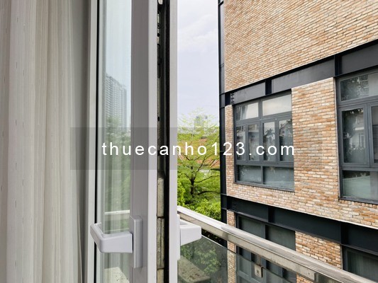 Studio diện tích 40m2 nội thất hiện đại - Nuôi pet - Thang máy - Đẹp như hình