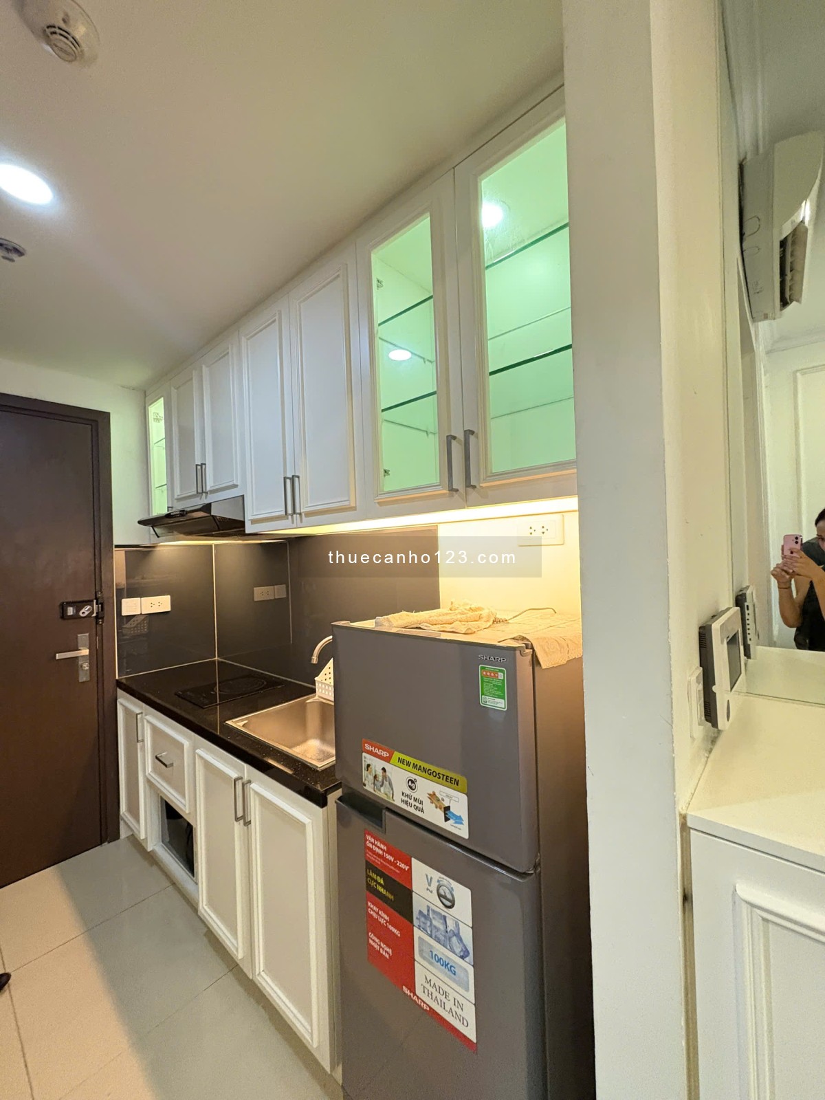 Cho Thuê Căn Hộ Cao Cấp The Tresor, 39 Bến Vân Đồn Quận 4