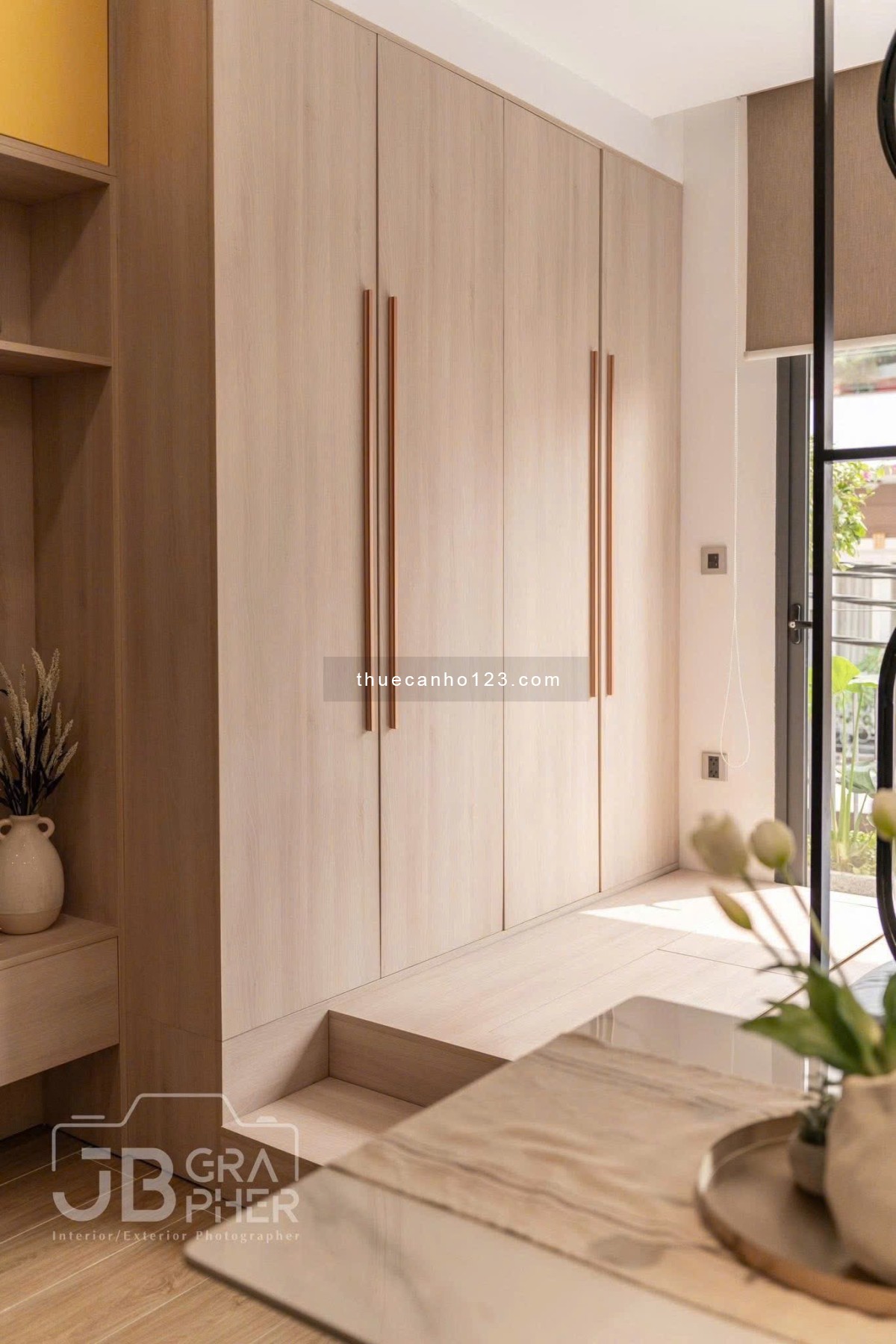 Căn Hộ Cho Thuê Mới Xây Tại Phố Ẩm Thực Phan Xích Long , Nhà Hầm xe , thang máy , nội thất cao cấp