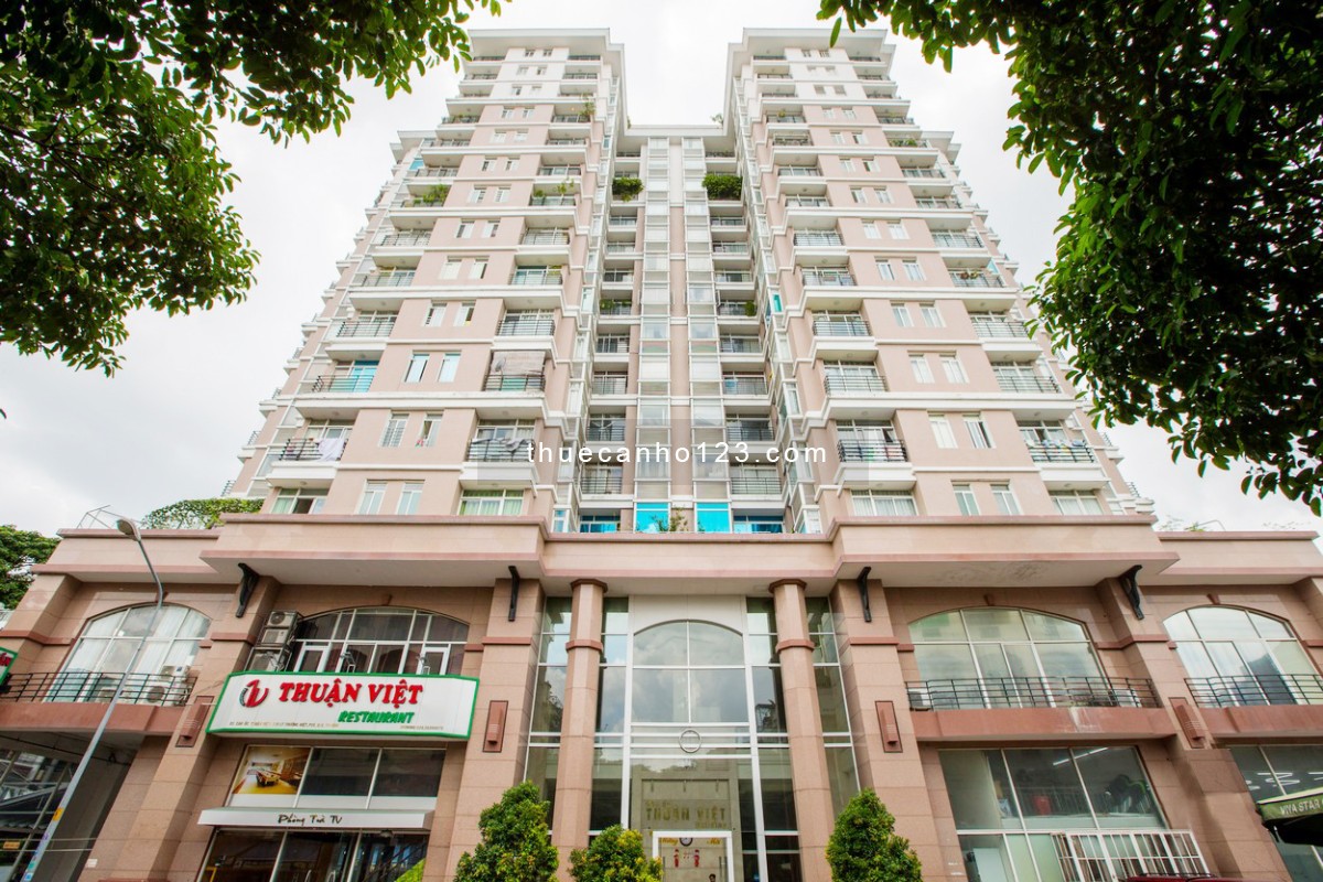 Cho thuê gấp căn hộ Thuận Việt Q.11 DT 65m2,2PN, 1WC nội thất CB 11tr/th 0902855182