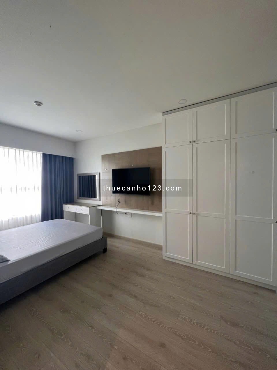 Căn hộ Ruby Garden , Tân Bình :2p ngủ,2wc, rộng 87m2, 10tr5/th